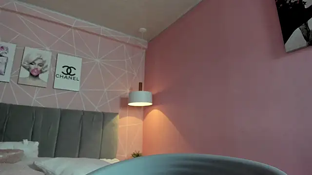 dolly zoe online show from 01-22-25, 05:48