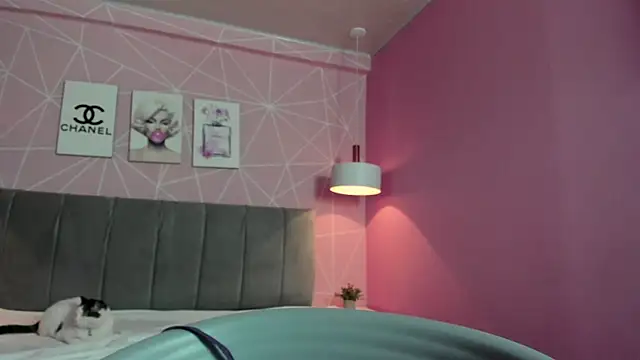 dolly zoe online show from 03-07-25, 05:18