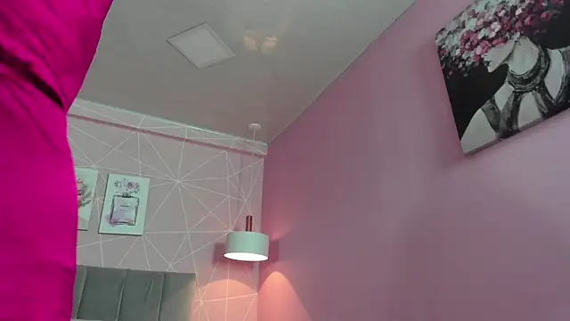 dolly zoe online show from 03-13-25, 04:27