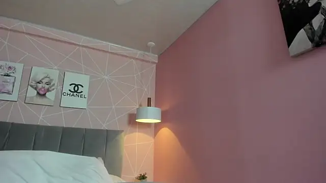 dolly zoe online show from 10-03-25, 09:45