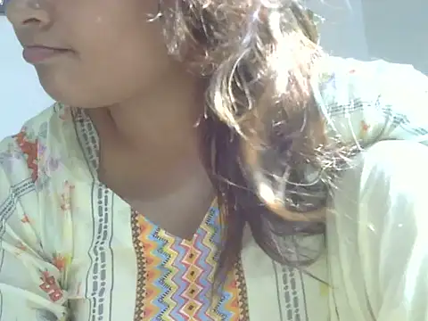 shekira99 online show from 04-26-26, 03:04