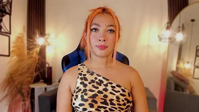 Snapshot of valerycolins chatting on 12-07-24, 09:55 valerycolins online show from 12-07-24, 09:55