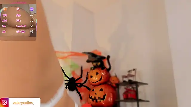 Snapshot of valerycolins chatting on 10-23-25, 07:29 valerycolins online show from 10-23-25, 07:29