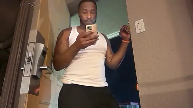 Snapshot of Stressreliever82 chatting on 09-09-25, 06:02 Stressreliever82 online show from 09-09-25, 06:02