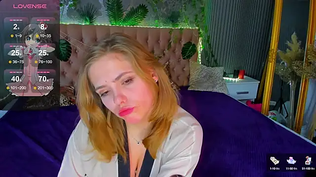 Snapshot of DellaRowe chatting on 02-28-25, 10:50 DellaRowe online show from 02-28-25, 10:50