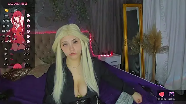 Snapshot of DellaRowe chatting on 03-14-25, 01:24 DellaRowe online show from 03-14-25, 01:24