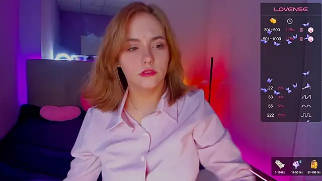 Snapshot of DellaRowe chatting on 09-16-25, 12:28 DellaRowe online show from 09-16-25, 12:28