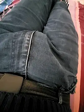 Snapshot of klsvn91 chatting on 12-18-25, 10:54 klsvn91 online show from 12-18-25, 10:54