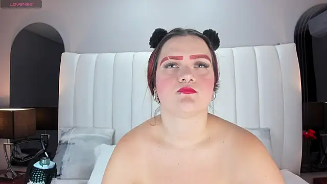 Snapshot of MelanieKlaus chatting on 03-12-25, 04:08 MelanieKlaus online show from 03-12-25, 04:08