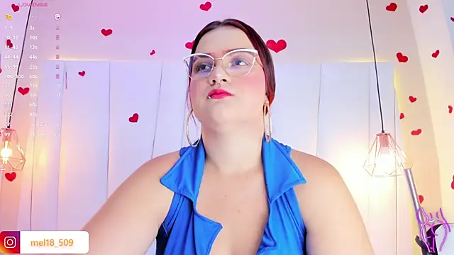 Snapshot of MelanieKlaus chatting on 10-15-25, 11:21 MelanieKlaus online show from 10-15-25, 11:21