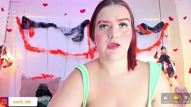 Snapshot of MelanieKlaus chatting on 10-22-25, 11:21 MelanieKlaus online show from 10-22-25, 11:21