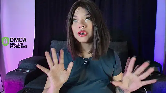 yungelitamor  online show from 03-06-26, 05:37