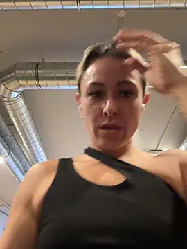 Snapshot of petrouchkaaa_ chatting on 01-29-25, 09:44 petrouchkaaa online show from 01-29-25, 09:44