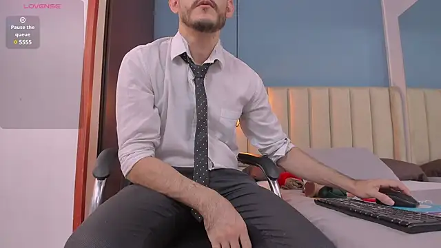 jeanpiere  online show from 01-28-25, 07:32