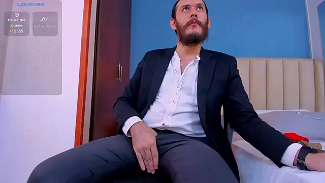 jeanpiere  online show from 10-12-25, 03:11