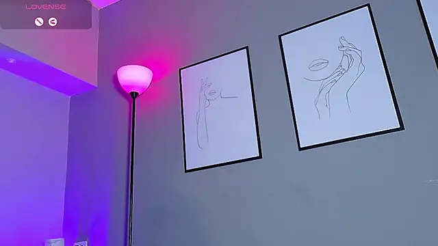 charlotteeruss online show from 02-20-25, 08:58