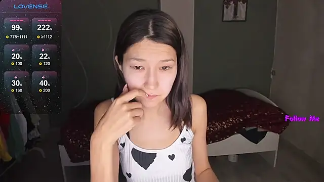 Snapshot of LeyylaStoone chatting on 03-14-25, 01:16 LeyylaStoone online show from 03-14-25, 01:16