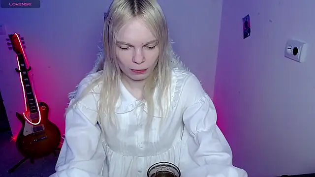 Emily Nyaffee online show from 03-07-26, 10:18