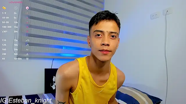 Esteban Knight online show from 12-24-24, 01:06