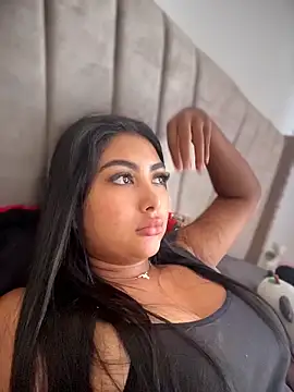 NatashaBrown12 online show from 04-25-26, 07:00