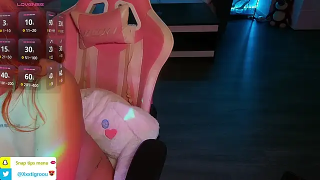 PetiteAngel666 online show from 02-24-25, 12:30