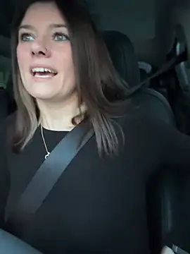 Snapshot of LadyLena1 chatting on 12-29-24, 04:08 LadyLena1 online show from 12-29-24, 04:08