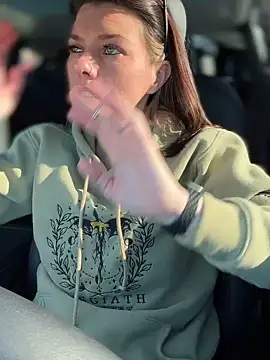 Snapshot of LadyLena1 chatting on 12-29-24, 07:22 LadyLena1 online show from 12-29-24, 07:22