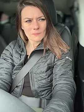 Snapshot of LadyLena1 chatting on 02-16-25, 09:05 LadyLena1 online show from 02-16-25, 09:05