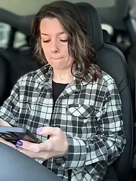 Snapshot of LadyLena1 chatting on 03-09-25, 03:05 LadyLena1 online show from 03-09-25, 03:05