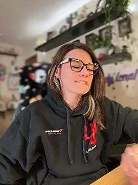 Snapshot of LadyLena1 chatting on 10-19-25, 12:22 LadyLena1 online show from 10-19-25, 12:22