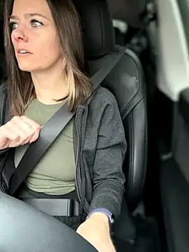 Snapshot of LadyLena1 chatting on 11-03-25, 08:21 LadyLena1 online show from 11-03-25, 08:21