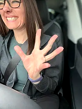 Snapshot of LadyLena1 chatting on 11-11-25, 07:14 LadyLena1 online show from 11-11-25, 07:14