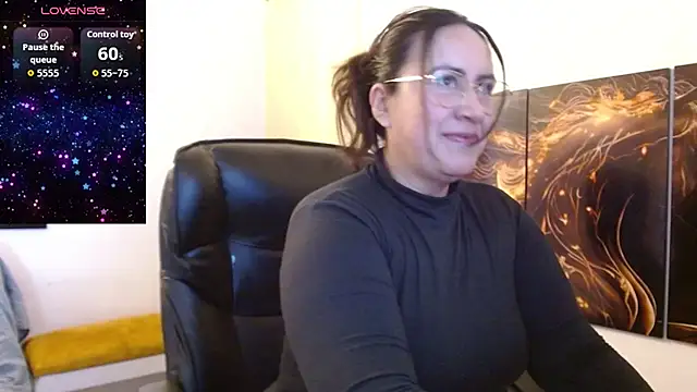 Snapshot of amalia_brunette chatting on 01-12-26, 10:59 amalia brunette online show from 01-12-26, 10:59