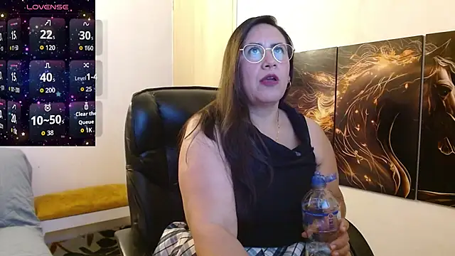 Snapshot of amalia_brunette chatting on 01-13-26, 10:48 amalia brunette online show from 01-13-26, 10:48