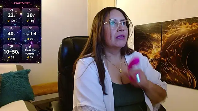 Snapshot of amalia_brunette chatting on 03-04-26, 11:00 amalia brunette online show from 03-04-26, 11:00