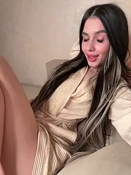 SofiaLaLight online show from 04-18-26, 07:58