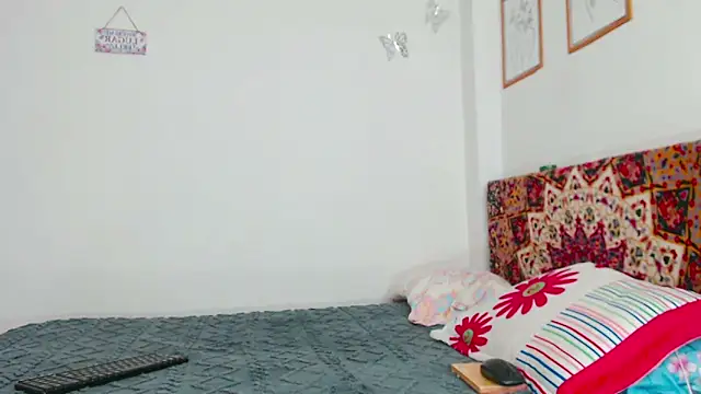 verocute7 online show from 09-24-25, 02:59