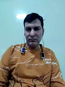 Snapshot of ZIMMY25 chatting on 05-15-26, 06:15 ZIMMY25 online show from 05-15-26, 06:15