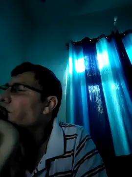 Snapshot of ZIMMY25 chatting on 06-17-26, 12:18 ZIMMY25 online show from 06-17-26, 12:18