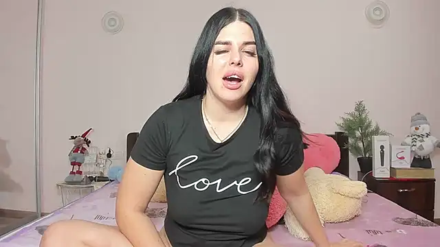 Snapshot of Annatrybebetter chatting on 12-20-24, 08:23 Annatrybebetter online show from 12-20-24, 08:23