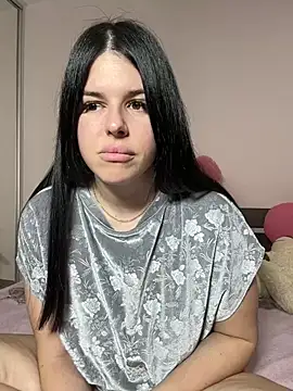 Snapshot of Annatrybebetter chatting on 03-07-25, 09:48 Annatrybebetter online show from 03-07-25, 09:48