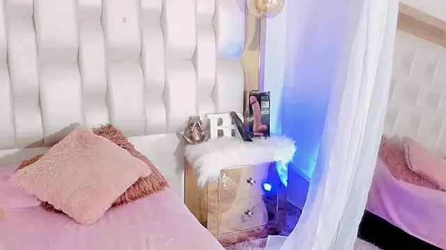 BeckyRusso online show from 02-21-25, 12:39