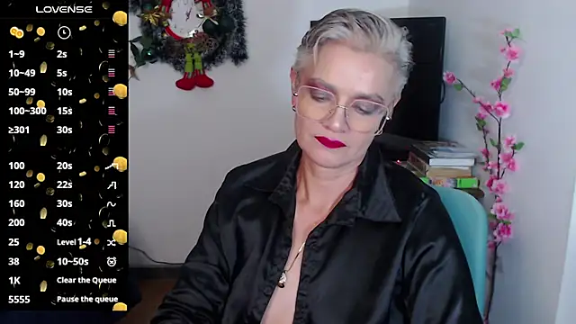 scarlett paris22 online show from 01-04-25, 12:05