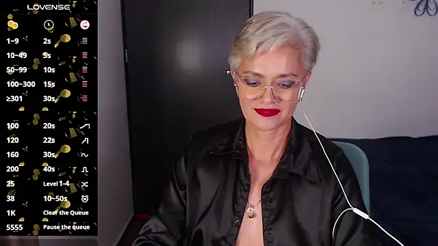 scarlett paris22 online show from 01-11-25, 02:09