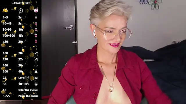 scarlett paris22 online show from 01-12-25, 03:17