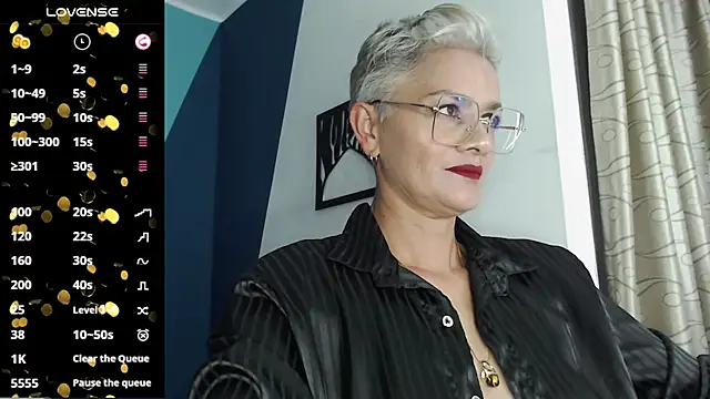 scarlett paris22 online show from 03-01-25, 11:26