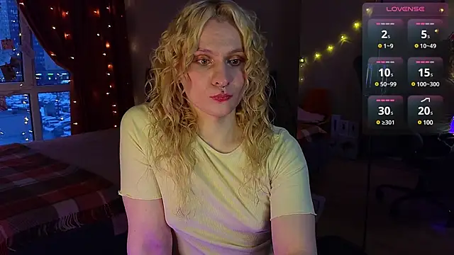 Lori Myaf online show from 03-03-25, 03:20