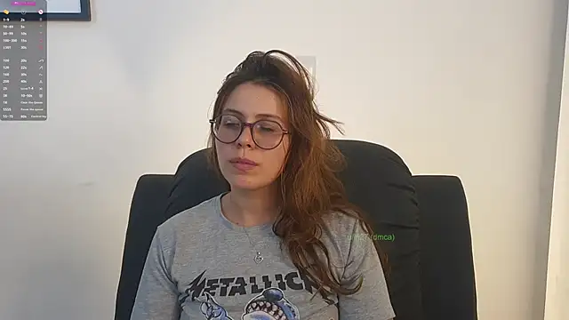 Snapshot of irinasweet27 chatting on 01-19-25, 01:00 irinasweet27 online show from 01-19-25, 01:00