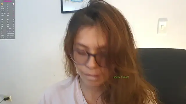 Snapshot of irinasweet27 chatting on 01-25-25, 01:10 irinasweet27 online show from 01-25-25, 01:10