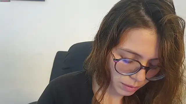 Snapshot of irinasweet27 chatting on 01-30-25, 01:33 irinasweet27 online show from 01-30-25, 01:33